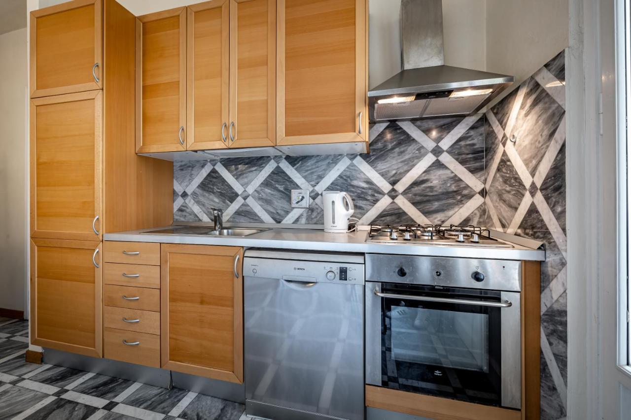 Yid D'Azeglio Luxury Apartment With Parking Florens Exteriör bild