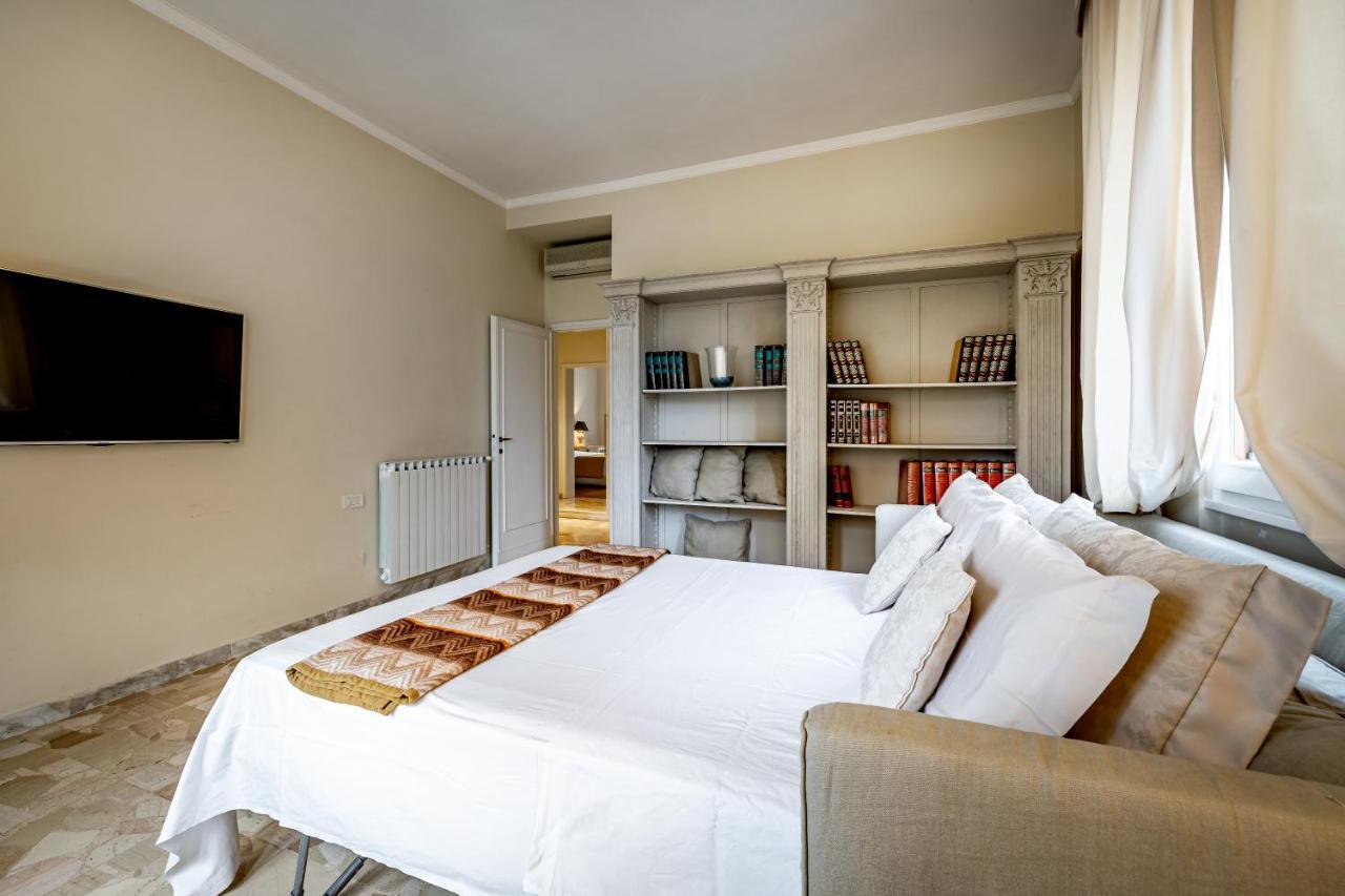Yid D'Azeglio Luxury Apartment With Parking Florens Exteriör bild