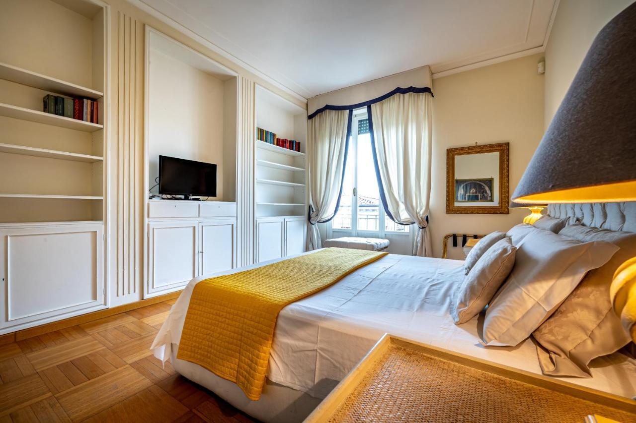 Yid D'Azeglio Luxury Apartment With Parking Florens Exteriör bild