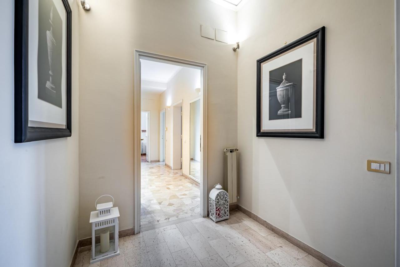 Yid D'Azeglio Luxury Apartment With Parking Florens Exteriör bild