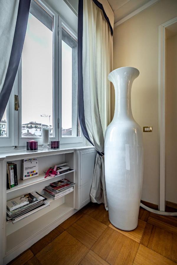 Yid D'Azeglio Luxury Apartment With Parking Florens Exteriör bild