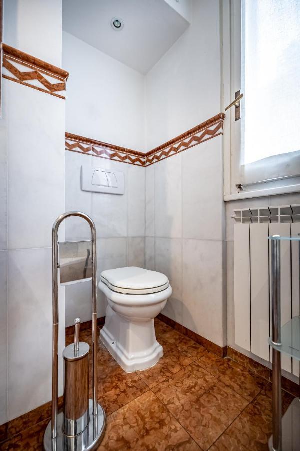 Yid D'Azeglio Luxury Apartment With Parking Florens Exteriör bild